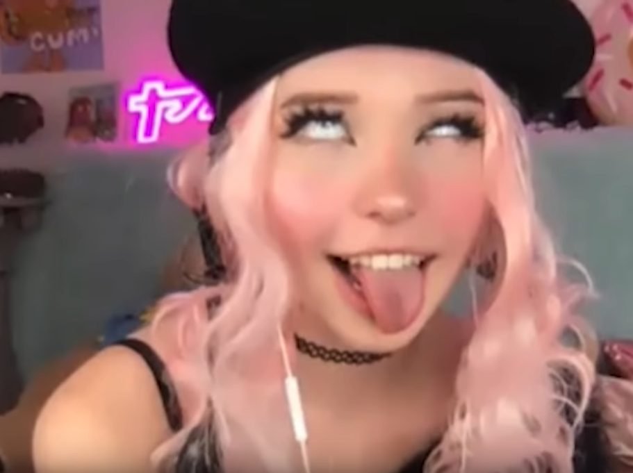 Belle Delphine — photograph 3 of 3