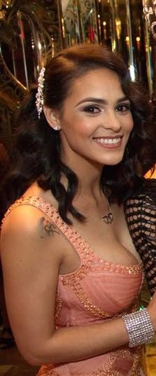 Jasmine Caro