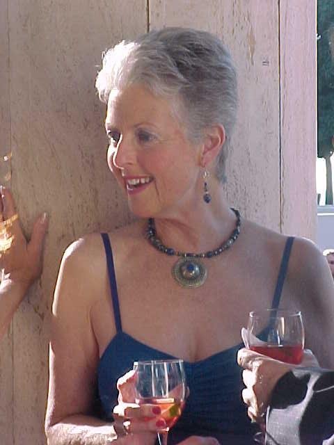 Juliet Anderson — photograph 2 of 3